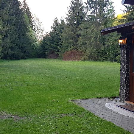 Chata Pod Skalou Valaská Buitenkant foto