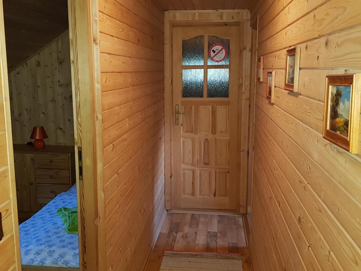 Chata Pod Skalou Valaská Buitenkant foto