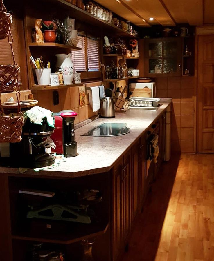 Chata Pod Skalou Valaská Buitenkant foto